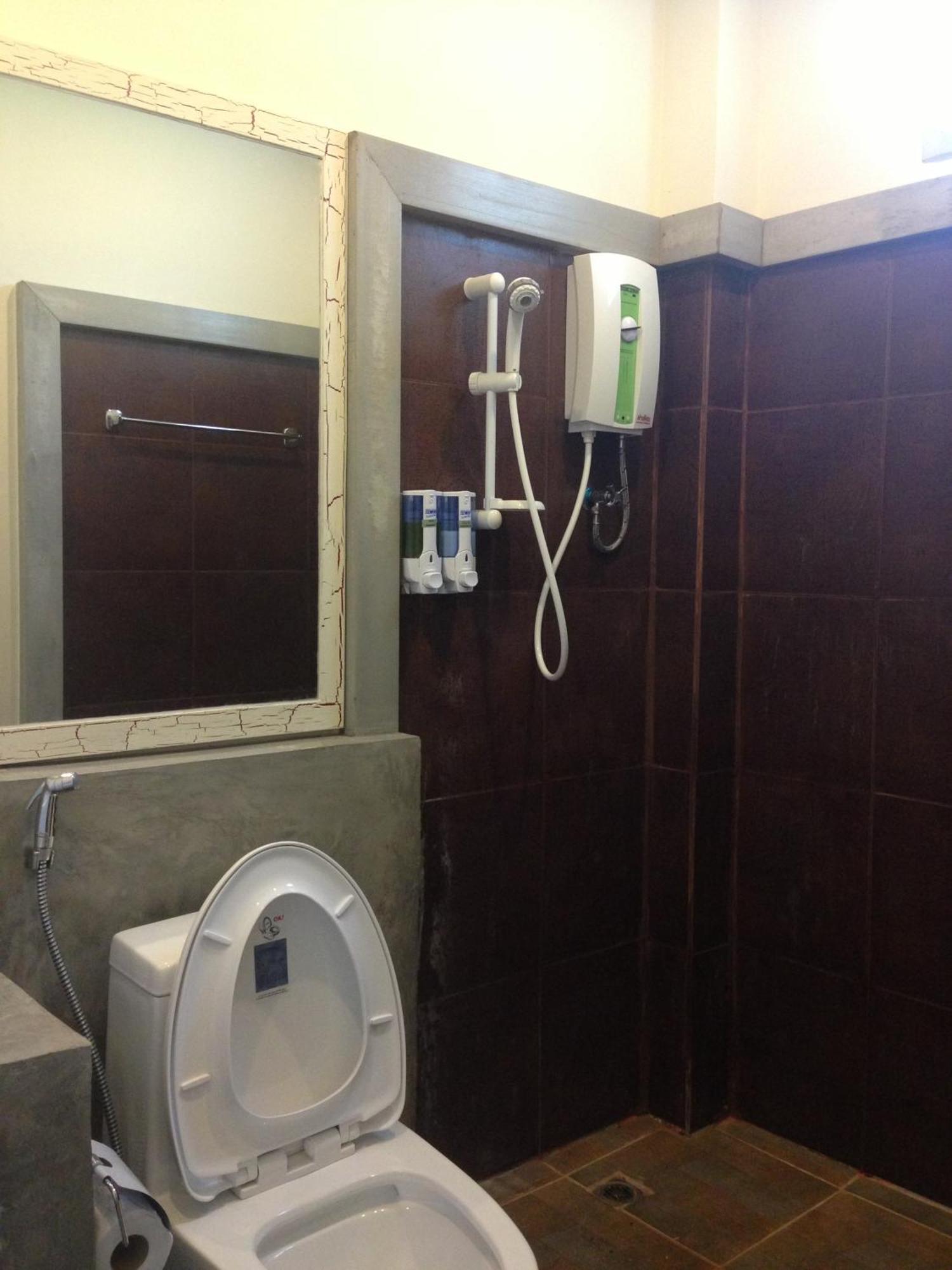 Saabpaiboon Grand Resort Ban Talat Ruang foto