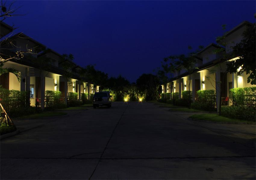 Saabpaiboon Grand Resort Ban Talat Ruang foto