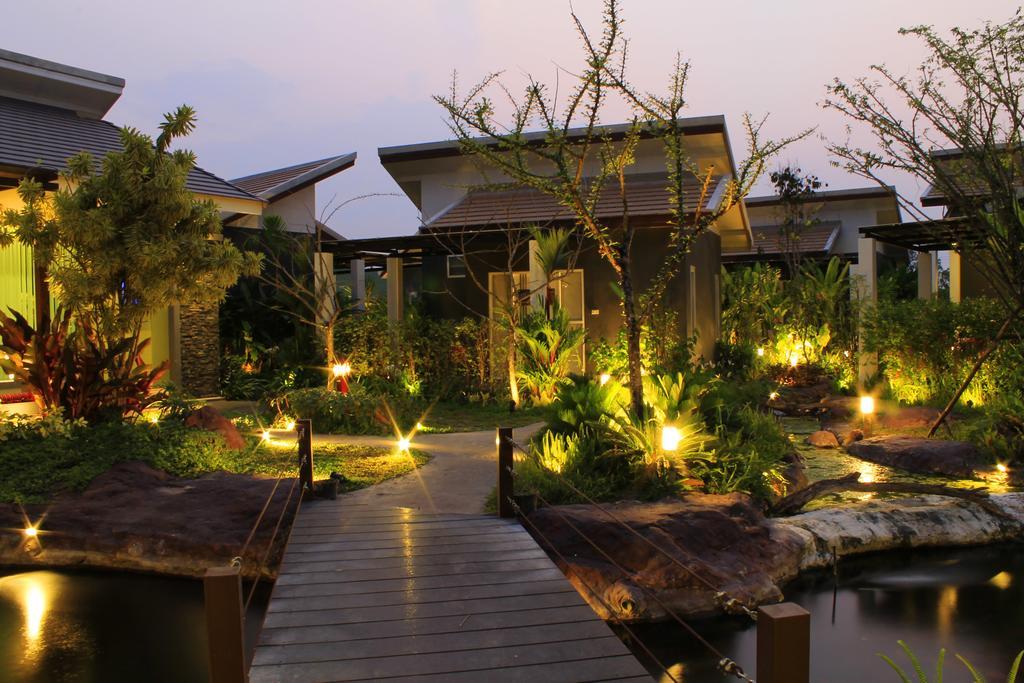 Saabpaiboon Grand Resort Ban Talat Ruang foto