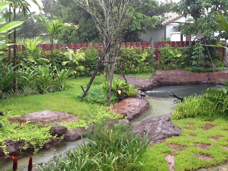 Saabpaiboon Grand Resort Ban Talat Bagian luar foto
